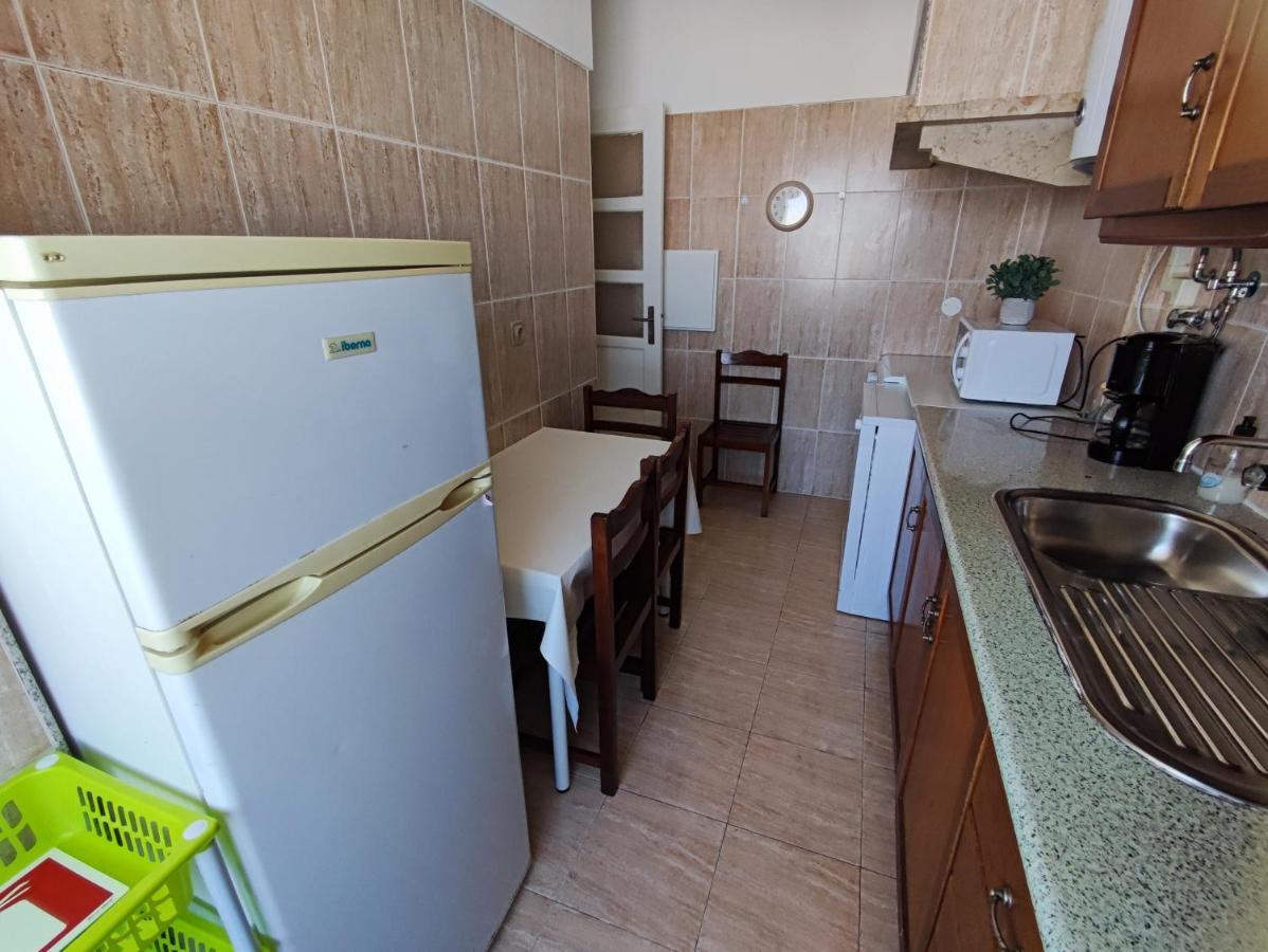 אמאדורה Lisbon Traditional T2 With Balcony In Damaia, Lisbon מראה חיצוני תמונה