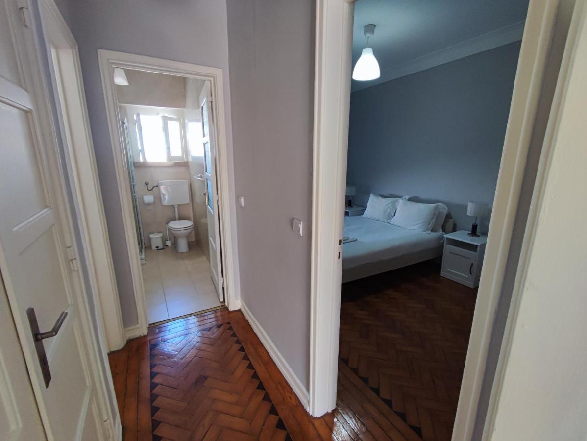 אמאדורה Lisbon Traditional T2 With Balcony In Damaia, Lisbon מראה חיצוני תמונה